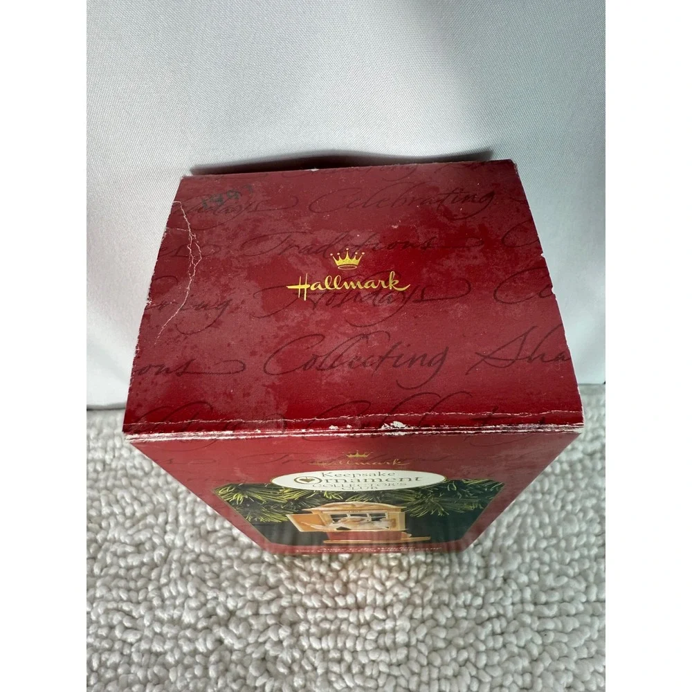 Hallmark Keepsake Ornament 1997‎ Away to the Window Collector's Club Membership